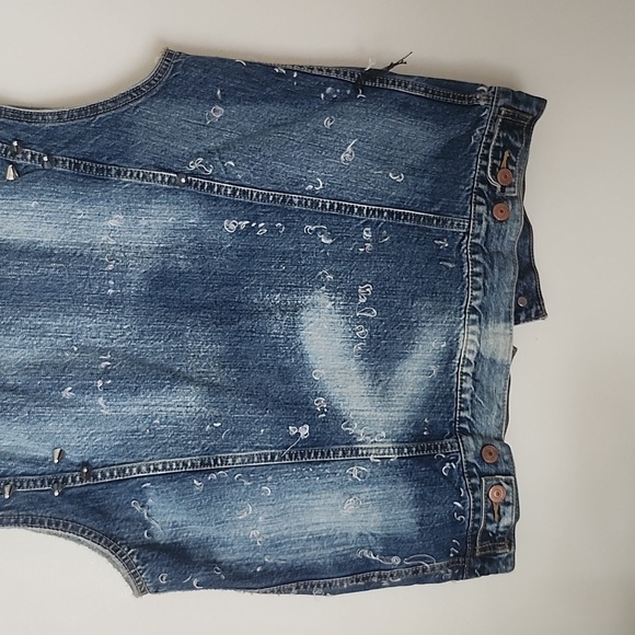 Levi's denim vest, punk grunge silver spikes distressed, button down, unisex - Picture 8 of 8